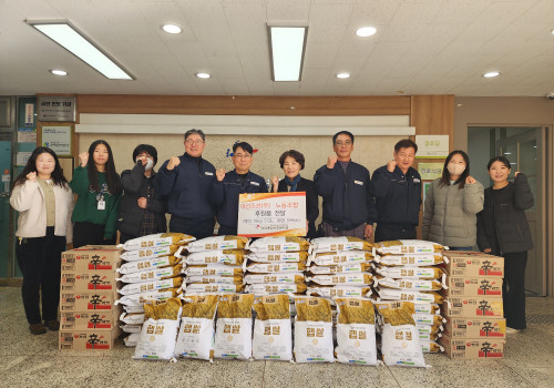 대선조선(주) 노동조합 후원품 전달